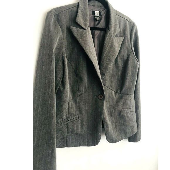Blazer Size L Gray Pinstriped Long Sleeve 1 Button in Front - Picture 4 of 11